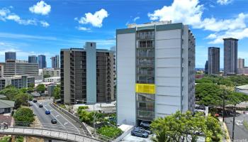 Lunalilo Tower condo # 608, Honolulu, Hawaii - photo 1 of 24