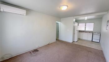 710 Umi Street Honolulu - Multi-family - photo 6 of 13