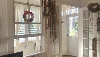 713  Ocean View Drive Kaimuki, Diamond Head home - photo 2 of 24