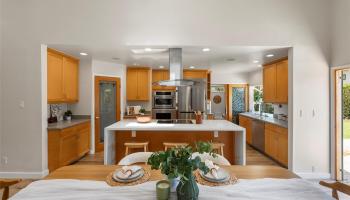 7172  Naakea Street Mariners Cove, Hawaii Kai home - photo 2 of 25