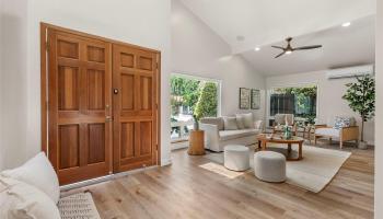 7172  Naakea Street Mariners Cove, Hawaii Kai home - photo 6 of 25