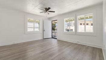 718 Kamuela Ave Honolulu - Multi-family - photo 6 of 25