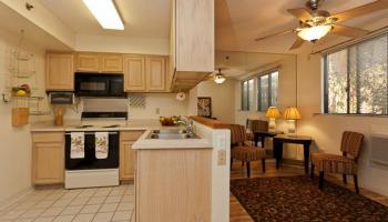 Spencer Terrace condo # 205, Honolulu, Hawaii - photo 2 of 10 Spencer Terrace condo # 205, Honolulu, Hawaii - photo 2 of 10