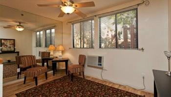 Spencer Terrace condo # 205, Honolulu, Hawaii - photo 5 of 10