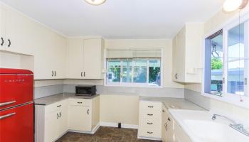 725 Kalolina Place Coconut Grove, Kailua home - photo 6 of 25