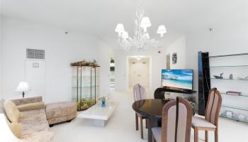 Imperial Plaza condo # 1201, Honolulu, Hawaii - photo 3 of 20