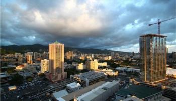 Imperial Plaza condo # 3005, Honolulu, Hawaii - photo 3 of 16