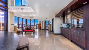 Imperial Plaza condo # 3901, Honolulu, Hawaii - photo 5 of 21