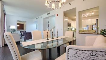 Imperial Plaza condo # 817, Honolulu, Hawaii - photo 5 of 25