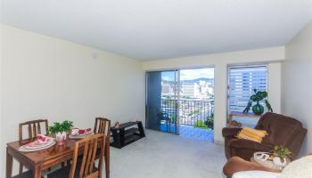 Piikoi Plaza condo # 1105, Honolulu, Hawaii - photo 4 of 22