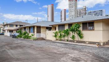 726 Menehune Lane Honolulu - Multi-family - photo 2 of 25