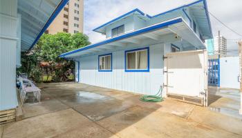 729  Ekela Ave Kapahulu, Honolulu home - photo 4 of 24