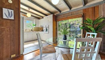 730  Ahuwale Street Aina Haina Area, Diamond Head home - photo 5 of 22