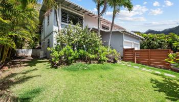 730  Ainapo Street Hahaione-lower, Hawaii Kai home - photo 2 of 25