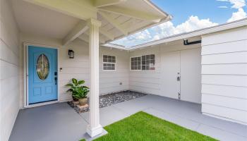 730  Kumukahi Place Spinnaker Isle, Hawaii Kai home - photo 4 of 24