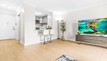 Coty Tower condo # 904, Honolulu, Hawaii - photo 2 of 25