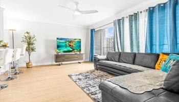 Coty Tower condo # 904, Honolulu, Hawaii - photo 3 of 25