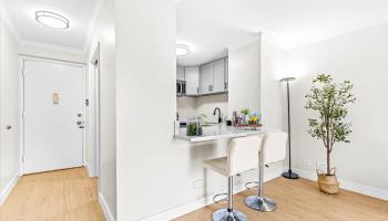 Coty Tower condo # 904, Honolulu, Hawaii - photo 5 of 25