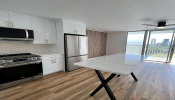 Summer Villa condo # 1101, Honolulu, Hawaii - photo 1 of 18