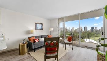 Summer Villa condo # 703, Honolulu, Hawaii - photo 1 of 19