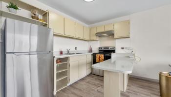 Summer Villa condo # 703, Honolulu, Hawaii - photo 6 of 19