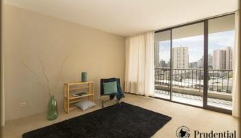 Hausten condo # 805, Honolulu, Hawaii - photo 3 of 10 Hausten condo # 805, Honolulu, Hawaii - photo 3 of 10
