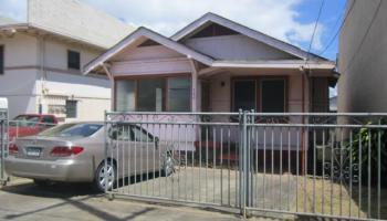 742 Bannister St Kapalama, Honolulu home - photo 0 of 10 742 Bannister St Kapalama, Honolulu home - photo 0 of 10