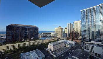 747 Amana St Honolulu - Rental - photo 1 of 13