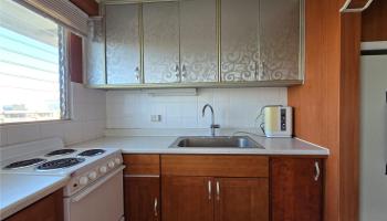 747 Amana St Honolulu - Rental - photo 4 of 13