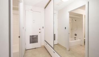 Pacific Grand condo # 404, Honolulu, Hawaii - photo 4 of 20