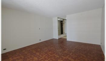 747 Amana St Honolulu - Rental - photo 4 of 11