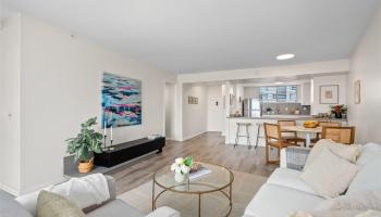 Kapiolani Belaire condo # 1007, Honolulu, Hawaii - photo 4 of 25