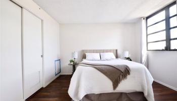 Kapiolani Belaire condo # 404, Honolulu, Hawaii - photo 5 of 17