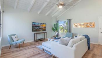 7540  Puumahoe Place Kalama Valley, Hawaii Kai home - photo 4 of 24