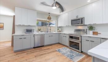 7540  Puumahoe Place Kalama Valley, Hawaii Kai home - photo 6 of 24