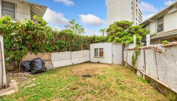 756  University Ave Moiliili, Honolulu home - photo 5 of 22