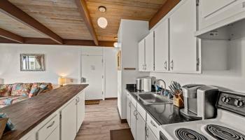 Kona Bali Kai condo # 343, Kailua Kona, Hawaii - photo 4 of 17