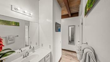 Kona Bali Kai condo # 343, Kailua Kona, Hawaii - photo 6 of 17