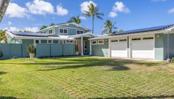 771  Mokapu Road Aikahi Park,  home - photo 1 of 25