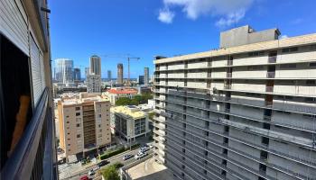 Kinau Lanais condo # 1408, Honolulu, Hawaii - photo 4 of 12