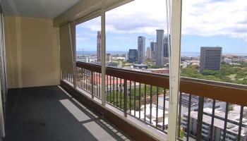 Kinau Lanais condo # 1704, Honolulu, Hawaii - photo 2 of 17 Kinau Lanais condo # 1704, Honolulu, Hawaii - photo 2 of 17