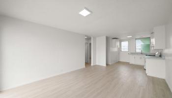 Holiday Apts condo # 223, Honolulu, Hawaii - photo 2 of 10