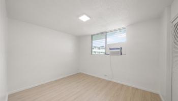 Holiday Apts condo # 223, Honolulu, Hawaii - photo 6 of 10