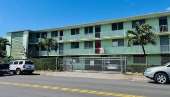 Holiday Apts condo # 305B, Honolulu, Hawaii - photo 1 of 1