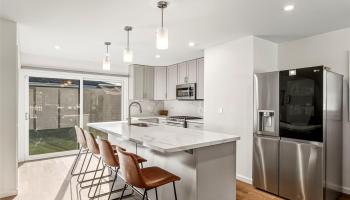 777  Kumukahi Place Spinnaker Isle, Hawaii Kai home - photo 4 of 25