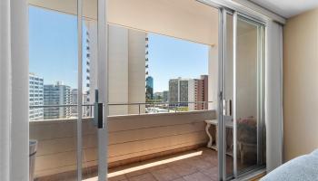 Woodrose condo # 1102, Honolulu, Hawaii - photo 2 of 12