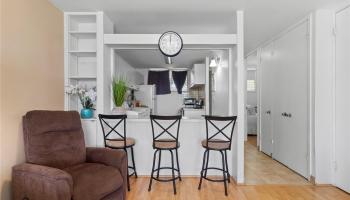 Woodrose condo # 1102, Honolulu, Hawaii - photo 4 of 12