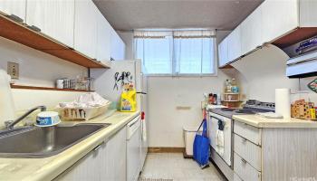 Woodrose condo # 1604, Honolulu, Hawaii - photo 4 of 25