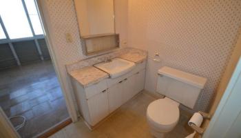 Woodrose condo #607, Honolulu, Hawaii - photo 4 of 7