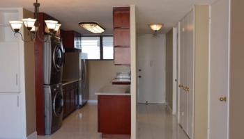Woodrose condo # 702, Honolulu, Hawaii - photo 5 of 16